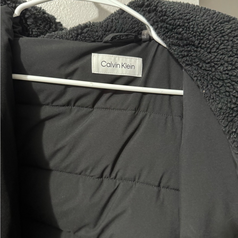 Calvin Klein Women's Charcoal Puffer Jacket - Picture 7 of 9